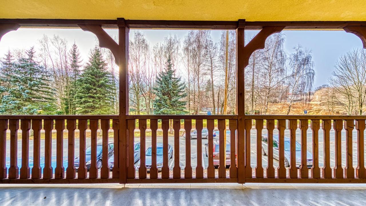 Kwarc G2 - Apartament Rodzinny - Prywatna Sauna Свєрадув-Здруй Екстер'єр фото